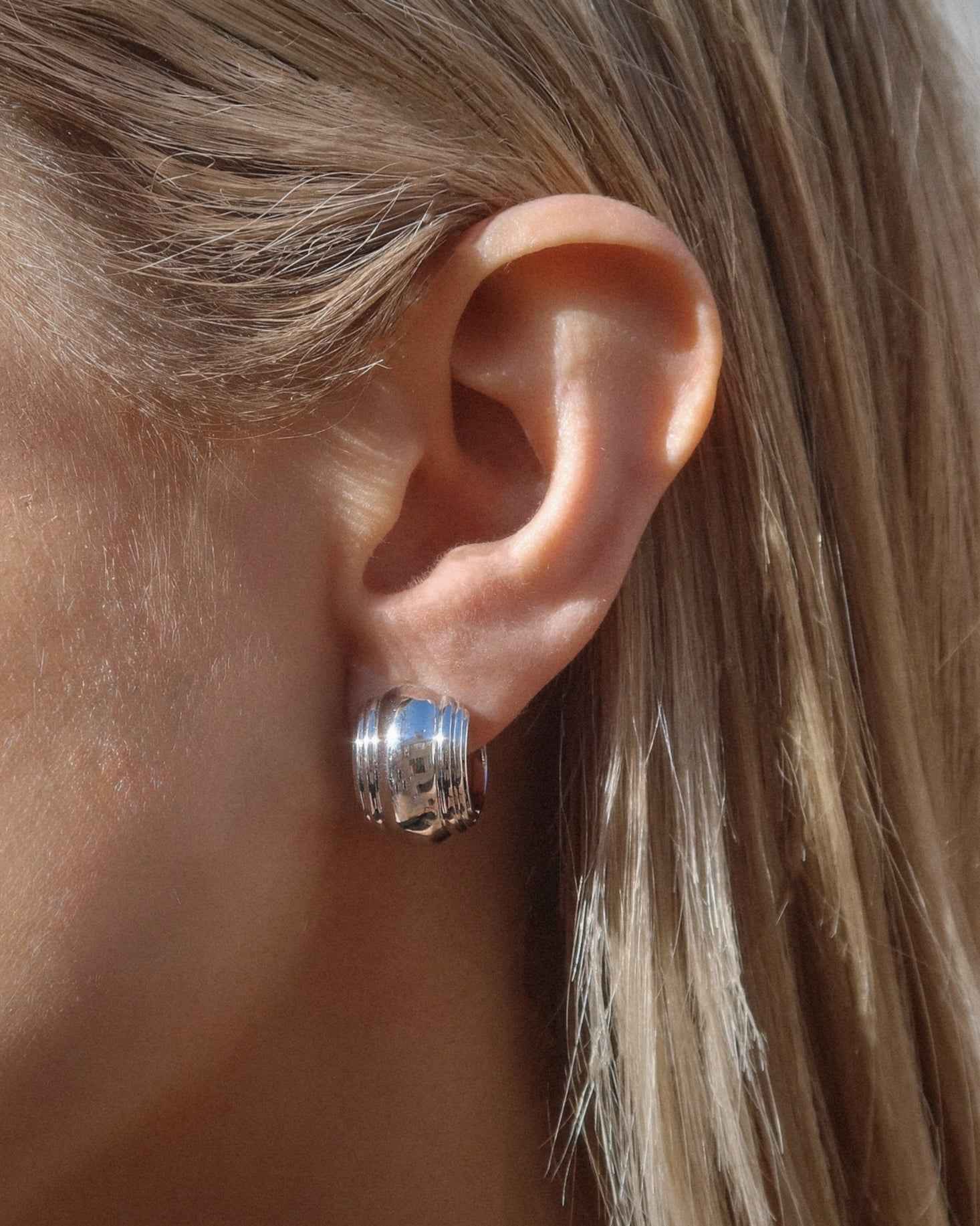 Alondra Hoops
