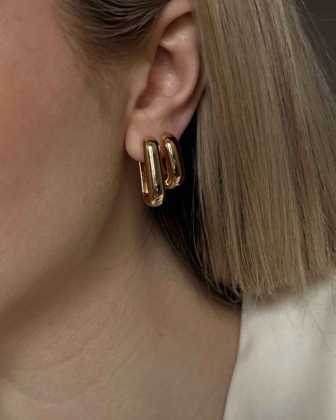 Elly Petite Hoops