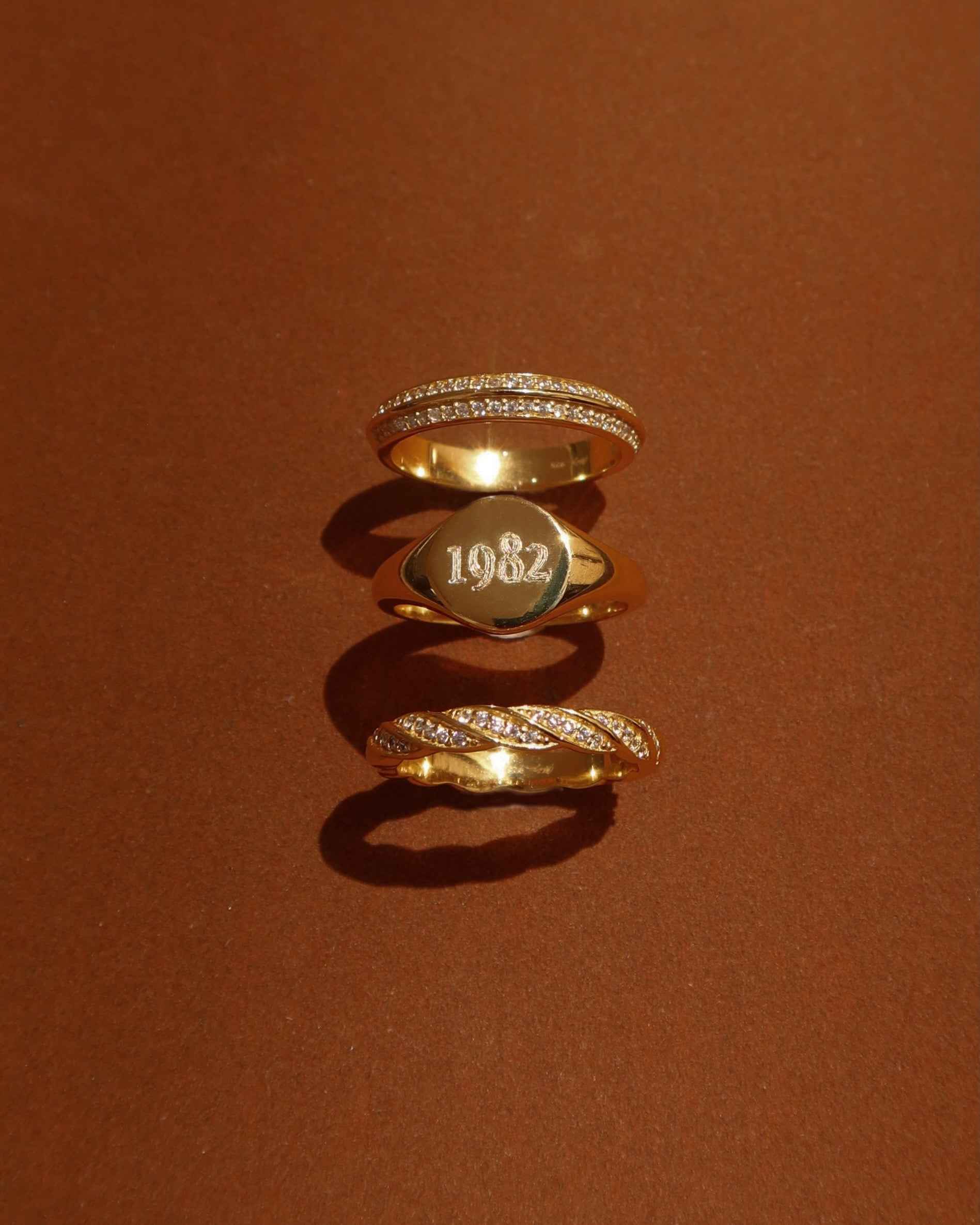 Tessa Signet Ring