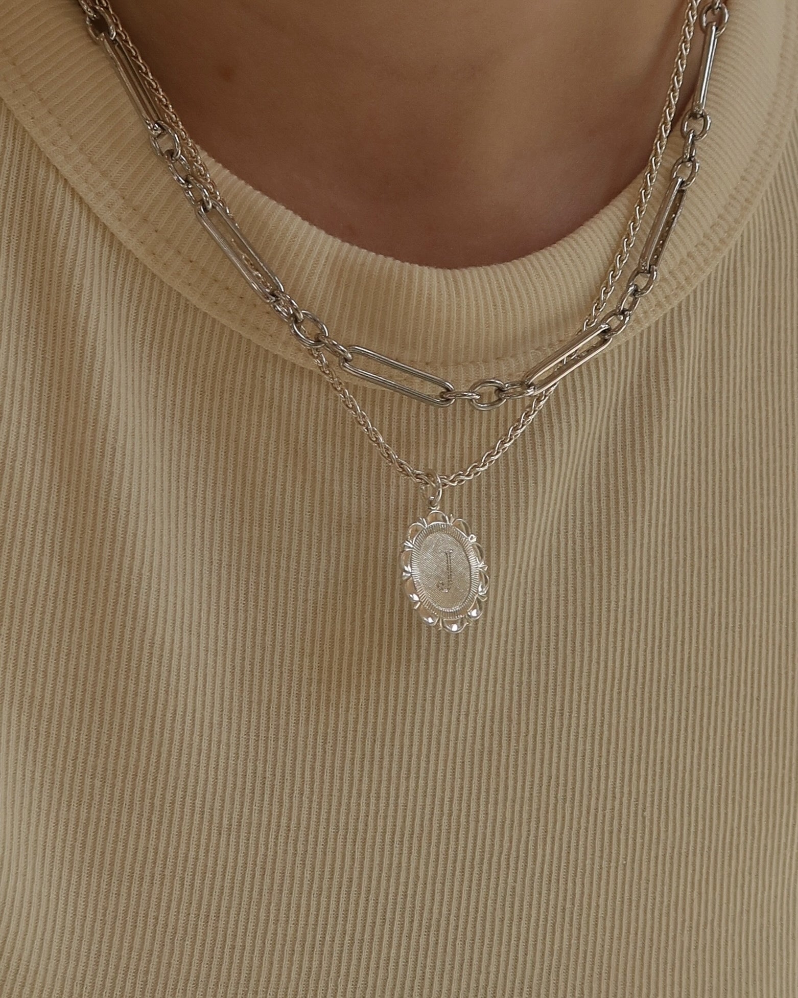 Padma Engravable Charm