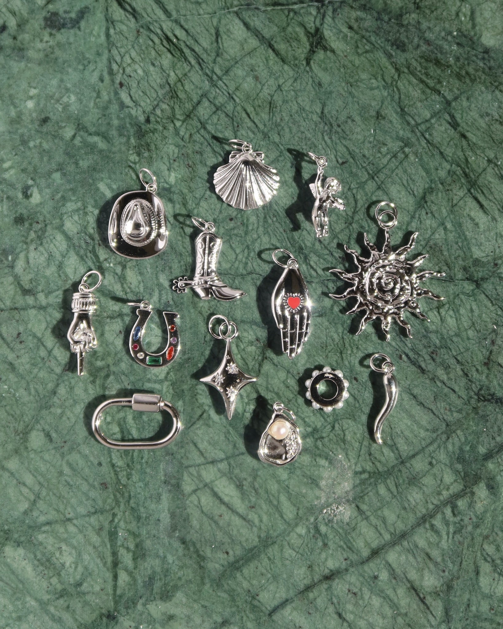 Chantal Horseshoe Charm