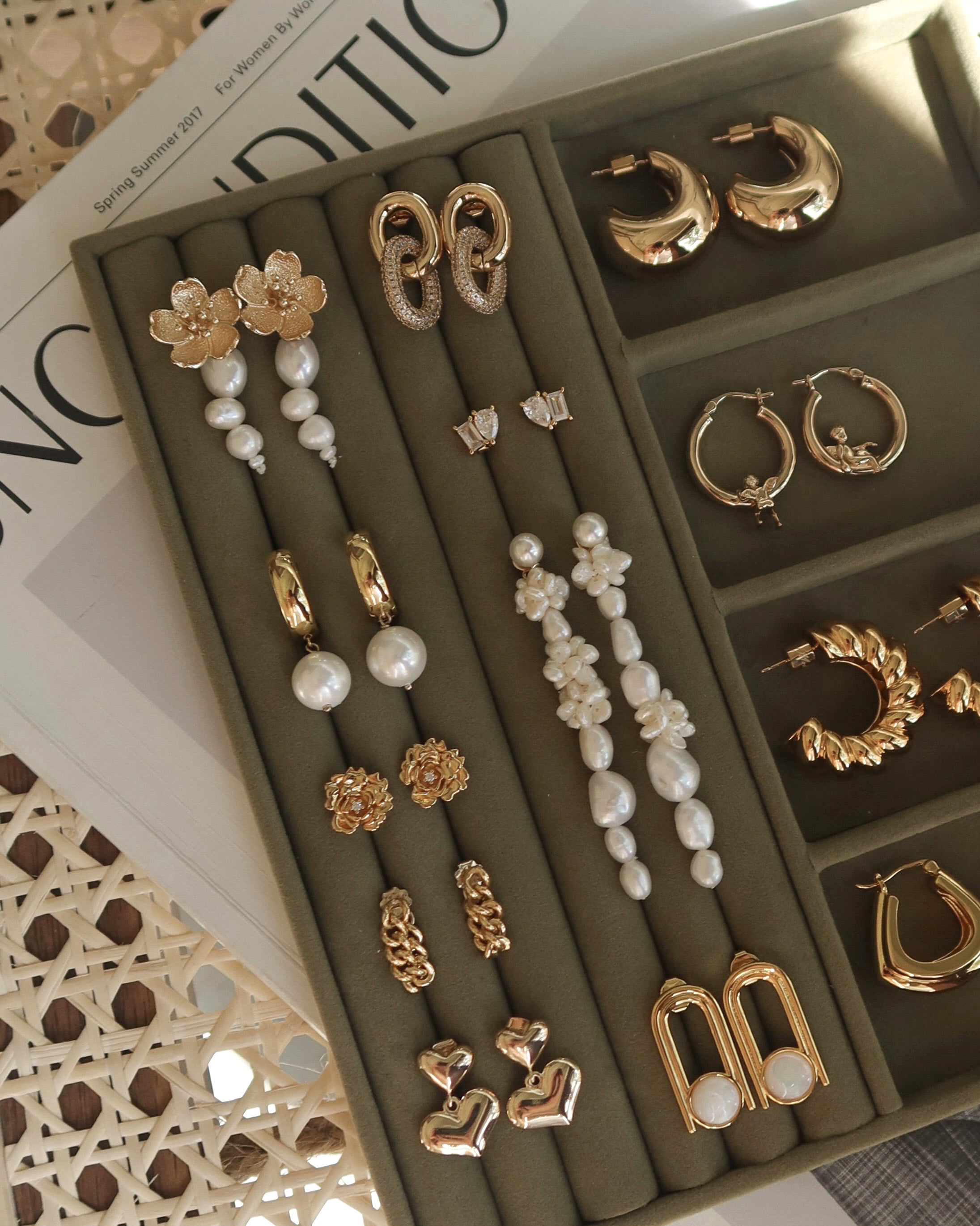How To: Build The Ultimate Capsule Collection - Mod + Jo - Jewelry built to last, advanced plating technology