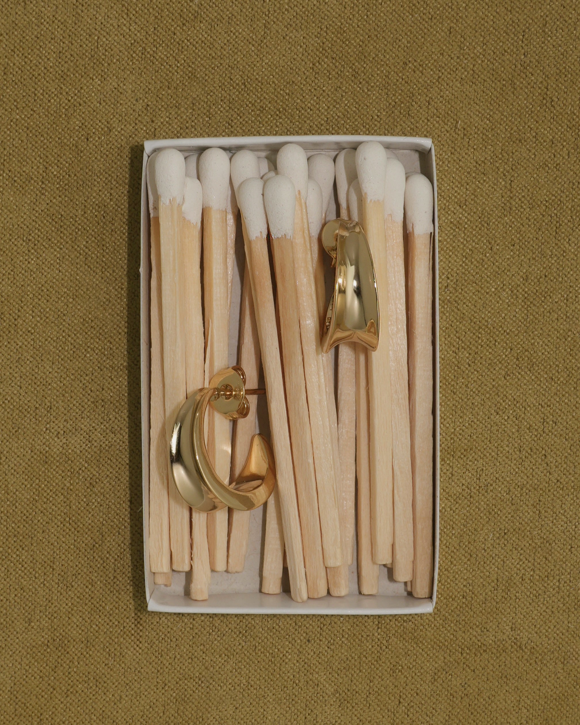 Petite Valen Tapered Hoops - Mod + Jo