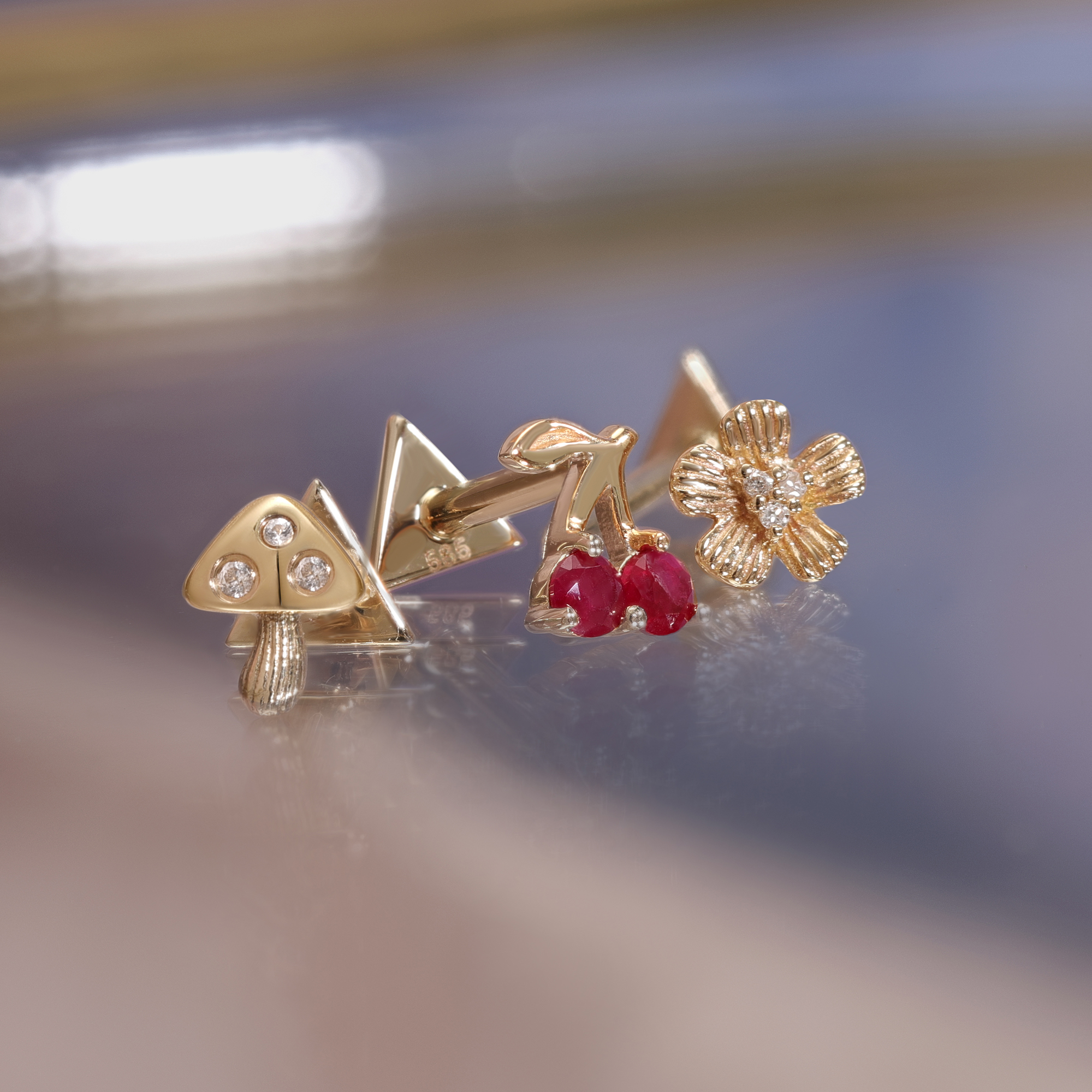 14k Diamond Flower Stud - Mod + Jo