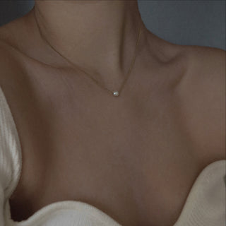Felicity Pearl Pendant Necklace